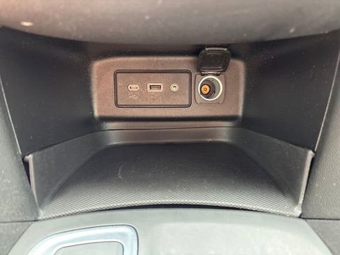Used 2021 Chevrolet Equinox LT AWD/4WD image 17