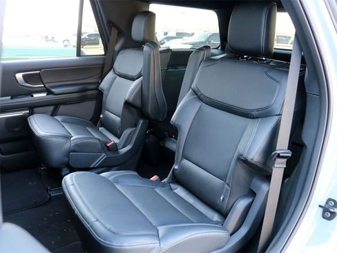 New 2026 Ford Expedition Platinum image 20