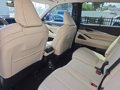 Used 2023 INFINITI QX60 Luxe w/ Cargo Package AWD/4WD image 13