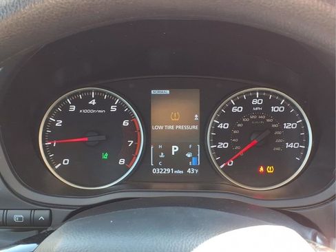 Used 2024 Mitsubishi Eclipse Cross AWD image 12