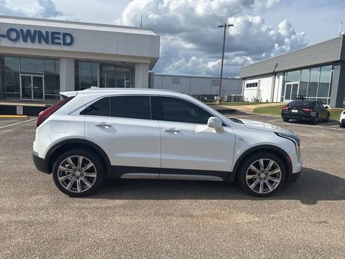 Used 2019 Cadillac XT4 Premium Luxury w/ Driver Assist Package FWD image 15