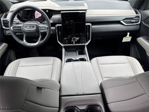 New 2026 GMC Acadia Elevation w/ Elevation Premium Package FWD image 13