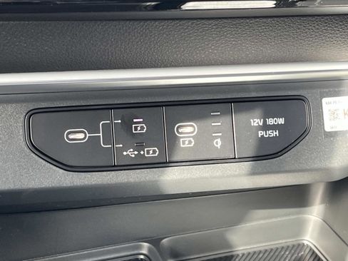 New 2026 Kia Carnival SX w/ SX Dark Edition Package FWD image 36