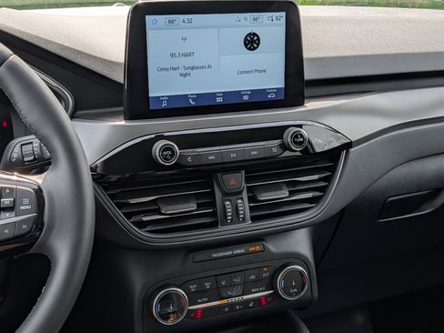 Used 2023 Ford Escape Active w/ Cold Weather Package image 18