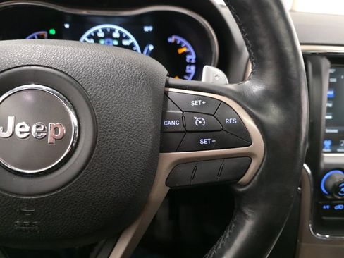 Used 2014 Jeep Grand Cherokee Limited w/ Trailer Tow Group IV image 15