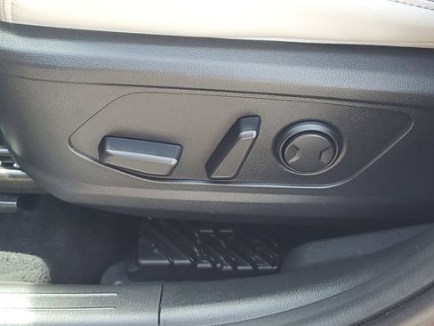 Certified 2023 Hyundai Tucson Limited FWD image 16