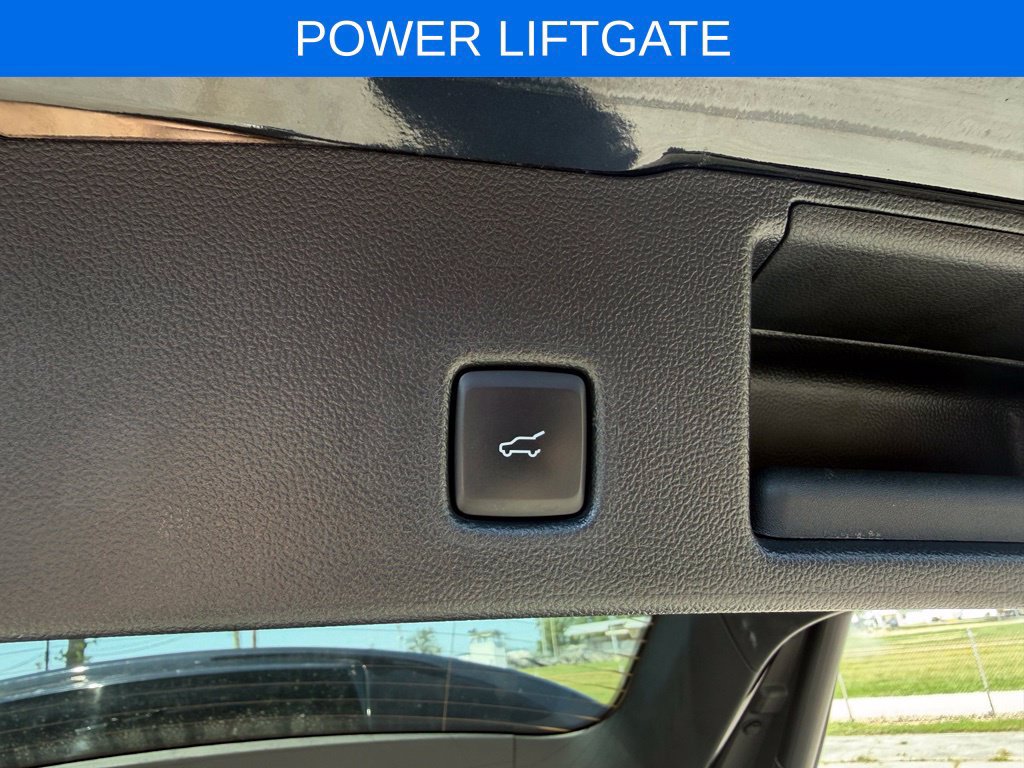 Used 2022 Ford Escape SEL w/ SEL Stealth AWD Package image 8