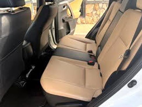 Used 2018 Toyota RAV4 Limited image 13