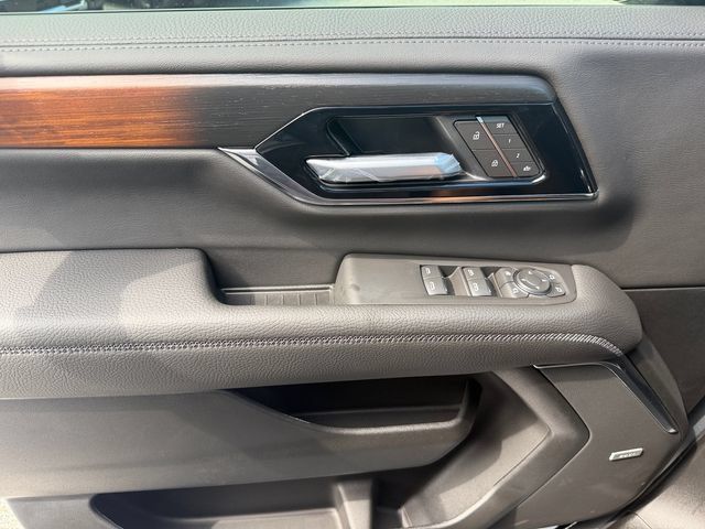 New 2026 GMC Yukon Denali AWD/4WD image 24