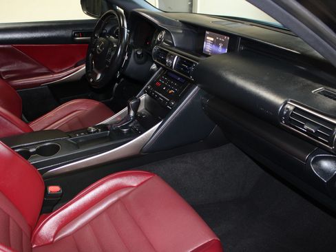 Used 2019 Lexus IS 300 F Sport w/ F Sport Package RWD image 33