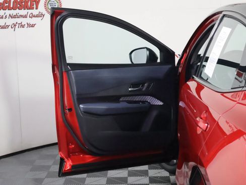 Used 2024 Nissan Ariya AWD image 24