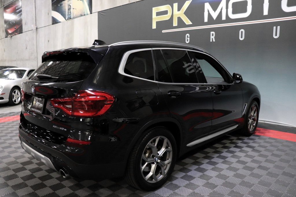 Used 2021 BMW X3 xDrive30e w/ Premium Package AWD/4WD image 9