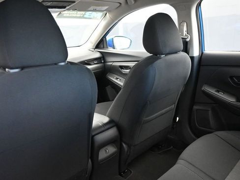 Used 2025 Nissan Sentra SV FWD image 20