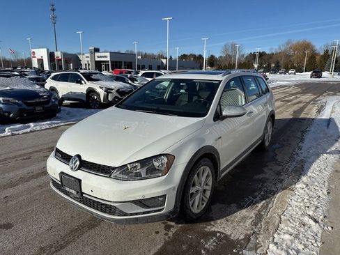Used 2017 Volkswagen Golf Alltrack SE image 20