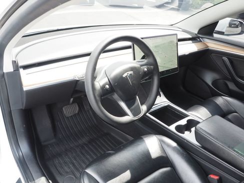Used 2022 Tesla Model 3 Long Range AWD/4WD image 13