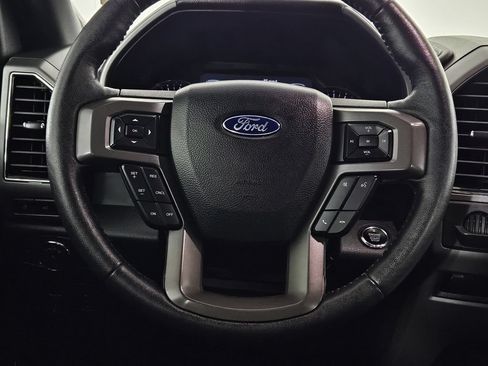 Used 2018 Ford Expedition XLT w/ Equipment Group 202A RWD image 20