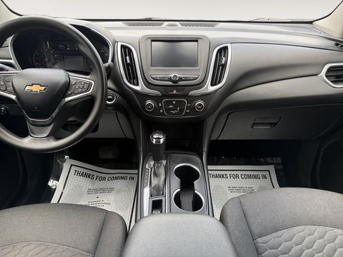 Used 2018 Chevrolet Equinox LT AWD/4WD image 17