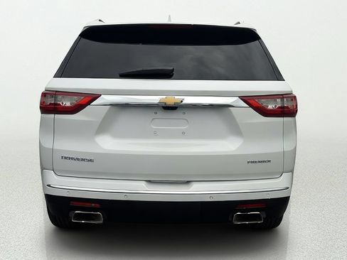Used 2019 Chevrolet Traverse Premier w/ Driver Confidence II Package FWD image 6