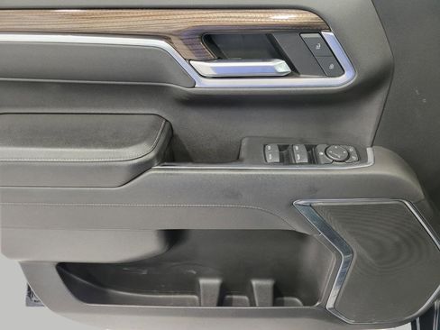 Used 2022 Chevrolet Silverado 1500 RST image 25