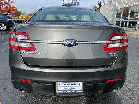 Used 2019 Ford Taurus SEL w/ Equipment Group 201A image 4