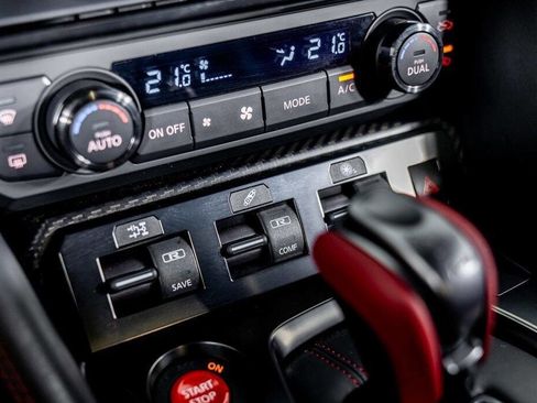 Used 2023 Nissan GT-R NISMO AWD/4WD image 11