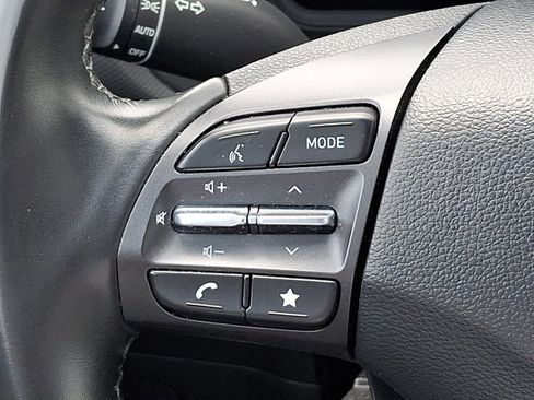 Certified 2023 Hyundai Kona Limited AWD/4WD image 22