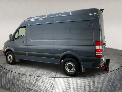 Used 2018 Mercedes-Benz Sprinter 2500 image 5