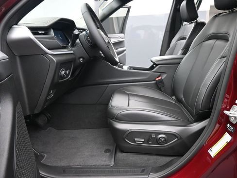 New 2025 Jeep Grand Cherokee Limited w/ Luxury Tech Group II image 10