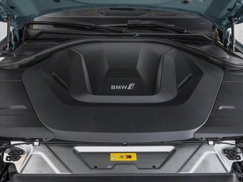 New 2026 BMW i4 xDrive40i w/ Premium Package AWD/4WD image 8
