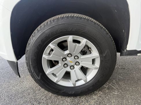 Used 2022 Chevrolet Colorado LT w/ Fleet Safety Package image 40