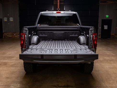 Used 2026 Ford F150 XLT w/ XLT Black Appearance Package AWD/4WD image 9