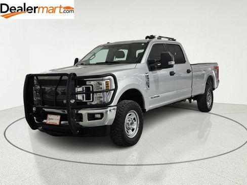 Used 2018 Ford F250 XLT w/ XLT Value Package AWD/4WD image 1