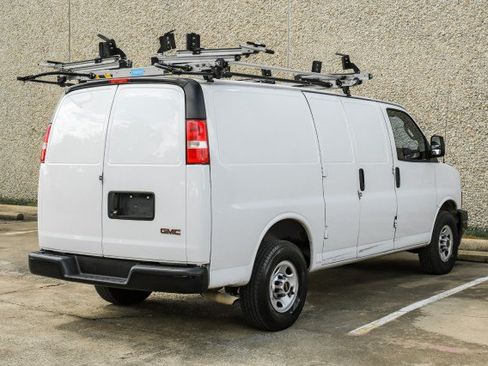 Used 2022 GMC Savana 2500 w/ Driver Convenience Package RWD image 11