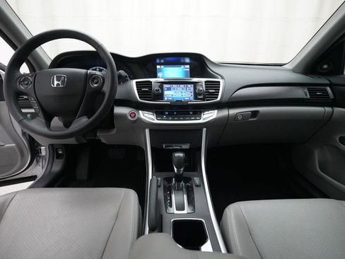Used 2015 Honda Accord EX-L image 5