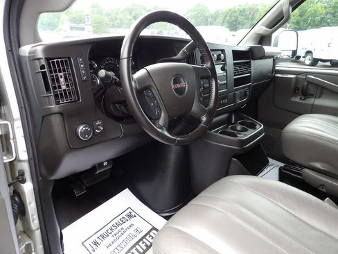 Used 2023 GMC Savana 2500 w/ Driver Convenience Package RWD image 16