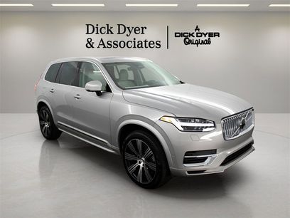 New 2025 Volvo XC90 T8 Plus w/ Protection Package Premier