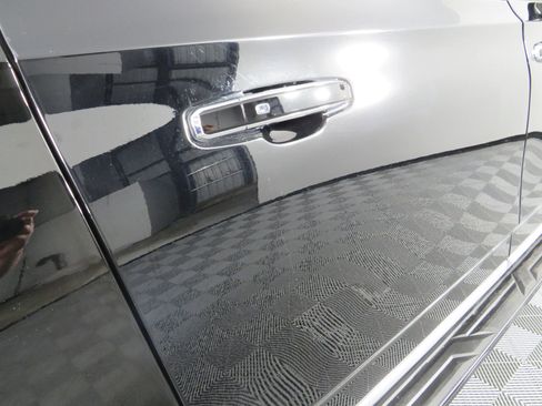 Used 2022 GMC Yukon XL Denali w/ Advanced Technology Package image 36