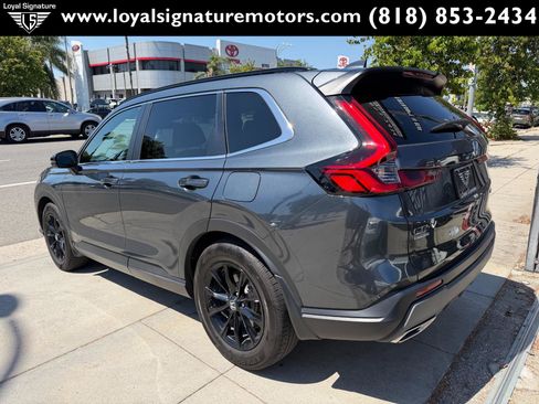 Used 2025 Honda CR-V Sport image 5