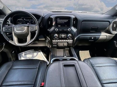 Used 2021 GMC Sierra 2500 Denali w/ Denali Ultimate Package AWD/4WD image 8