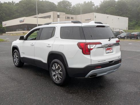 Used 2023 GMC Acadia SLT AWD/4WD image 7
