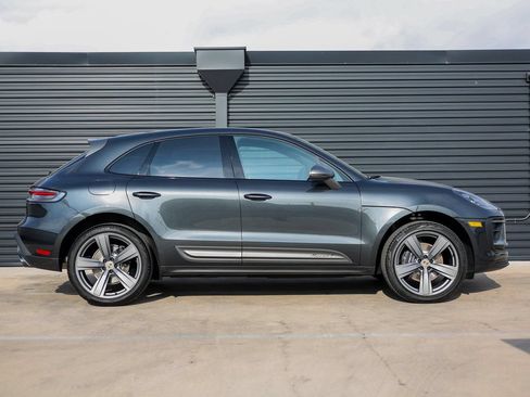 Certified 2026 Porsche Macan Turbo AWD/4WD image 8