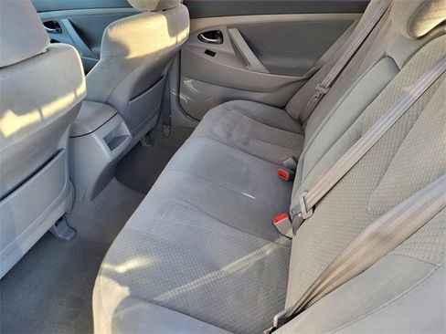 Used 2009 Toyota Camry SE image 16