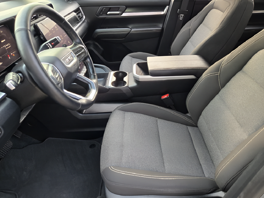Used 2026 GMC Terrain Elevation AWD/4WD image 12