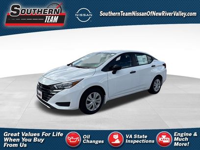 New 2025 Nissan Versa S w/ Trunk Package