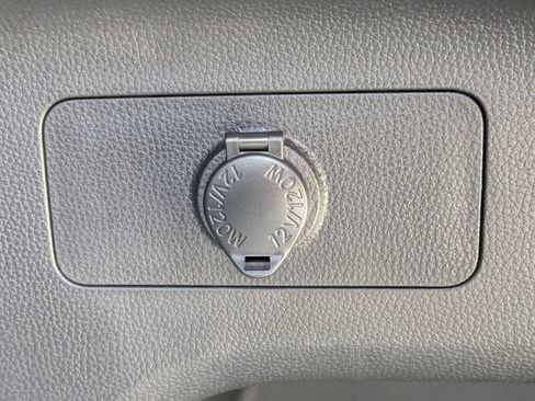 Used 2023 Toyota RAV4 XLE FWD image 15