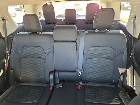 New 2025 Nissan Pathfinder SV w/ Black Appearance Package image 35