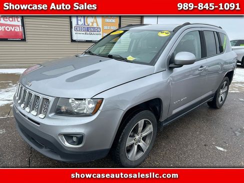 Used 2016 Jeep Compass High Altitude image 1