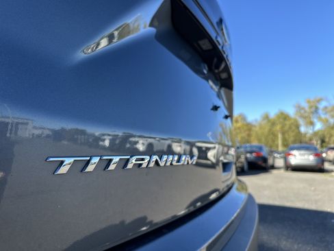 Used 2023 Ford Edge Titanium image 33