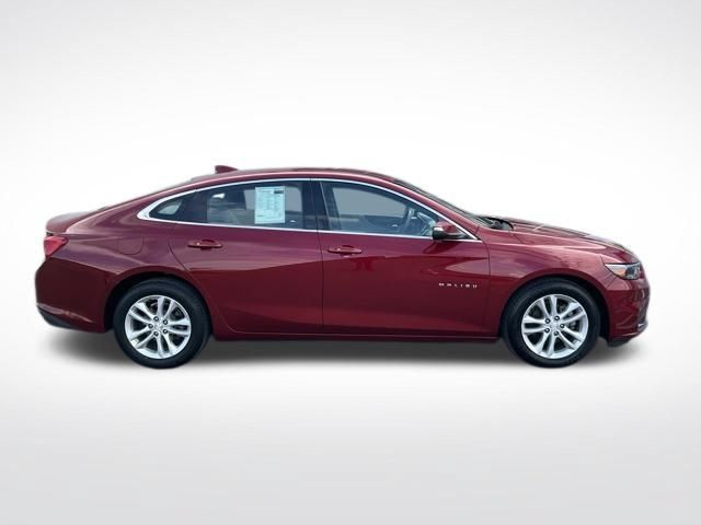 Used 2017 Chevrolet Malibu LT FWD image 16