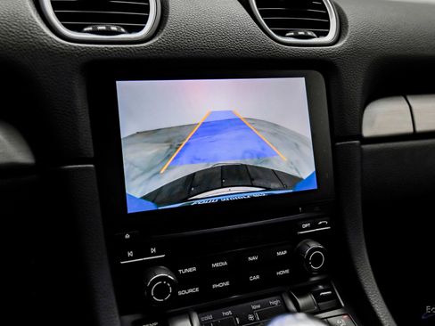 Used 2020 Porsche 718 Cayman GT4 image 84